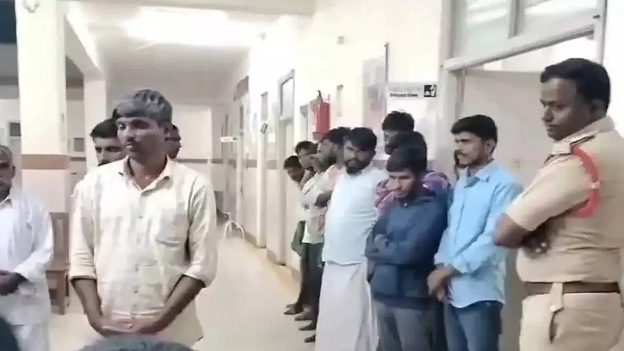 TG : కొడంగల్ దాడి కేసులో 16 మందిపై క్రిమినల్ సెక్షన్లు..కోర్టుకు హాజరు