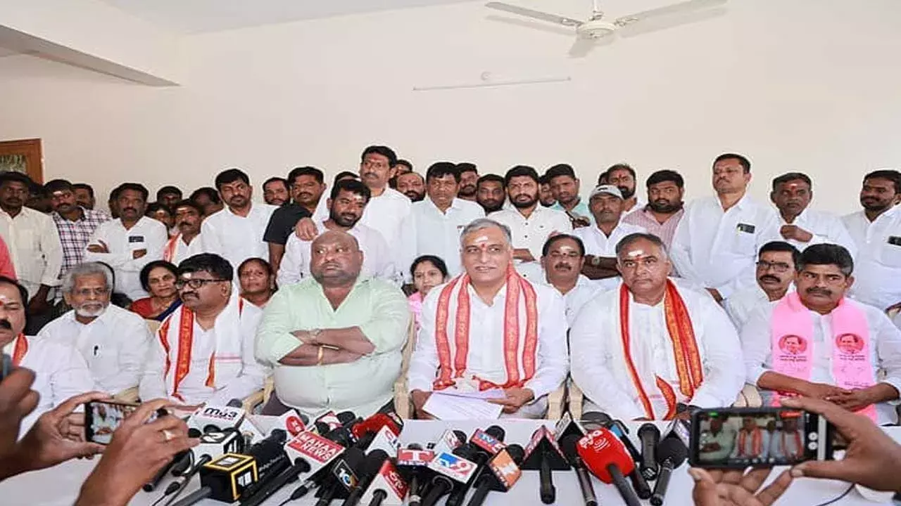 TG : పాలకుడి పాపాలకు రాష్ట్రంలో అరిష్టం.. హరీశ్ తీవ్ర వ్యాఖ్యలు TG : పాలకుడి పాపాలకు రాష్ట్రంలో అరిష్టం.. హరీశ్ తీవ్ర వ్యాఖ్యలు