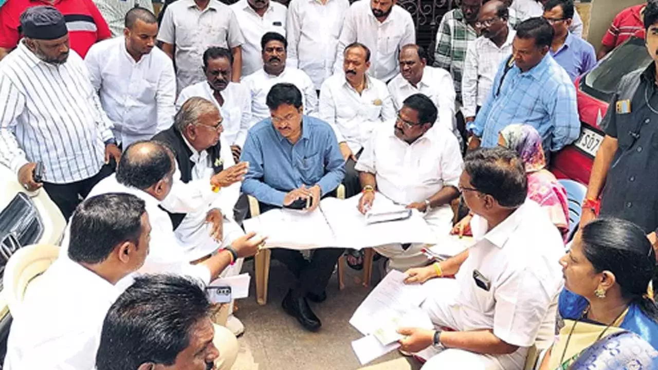 HYDRA : బతుకమ్మ కుంట ఆక్రమణలపై హైడ్రా ఫోకస్ HYDRA : బతుకమ్మ కుంట ఆక్రమణలపై హైడ్రా ఫోకస్