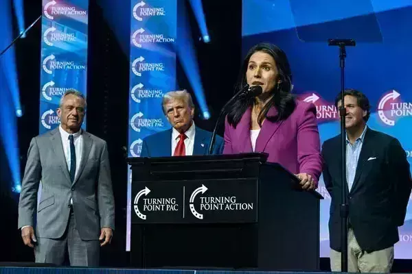 Tulsi Gabbard: ట్రంప్‌ 2.Oలో భారతీయ అమెరికన్​కు కీలక పదవి