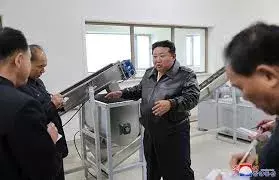 Kim Jong Un : భారీ మొత్తంలో సూసైడ్ డ్రోన్ల ఉత్పత్తికి కిమ్ ఆదేశం Kim Jong Un : భారీ మొత్తంలో సూసైడ్ డ్రోన్ల ఉత్పత్తికి కిమ్ ఆదేశం