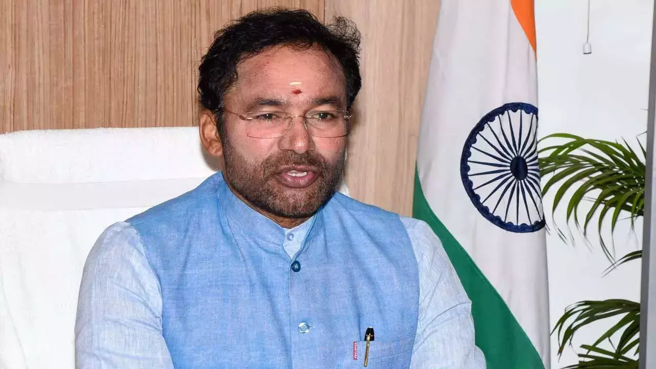 Kishan Reddy రేవంత్, కేసీఆర్ మక్కీ టు మక్కీ : కేంద్ర మంత్రి కిషన్ రెడ్డి Kishan Reddy రేవంత్, కేసీఆర్ మక్కీ టు మక్కీ : కేంద్ర మంత్రి కిషన్ రెడ్డి