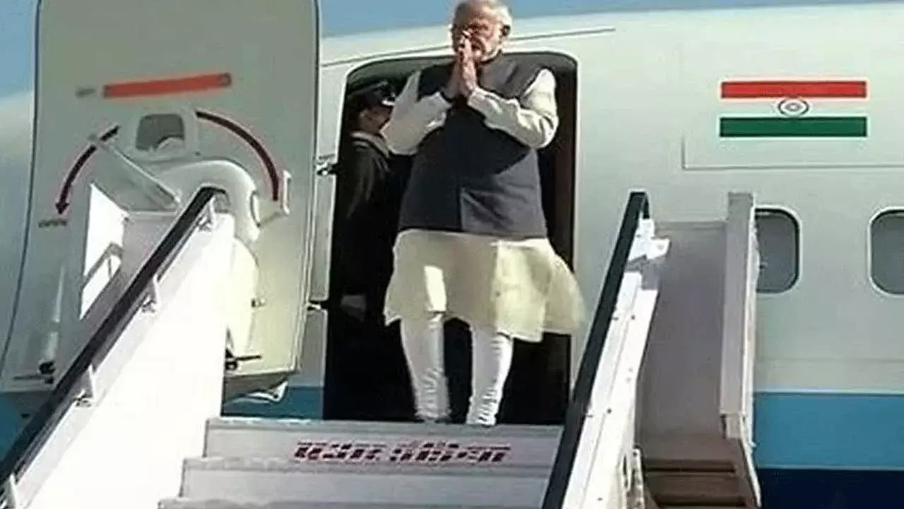 PM Modi : ప్రధాని మోదీ విమానంలో సాంకేతిక లోపం PM Modi : ప్రధాని మోదీ విమానంలో సాంకేతిక లోపం