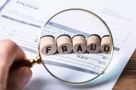 Crime News: నకిలీ బంగారం తనఖాపెట్టి ప సంస్థని మోసగించిన ఉద్యోగులు Crime News: నకిలీ బంగారం తనఖాపెట్టి ప సంస్థని మోసగించిన ఉద్యోగులు