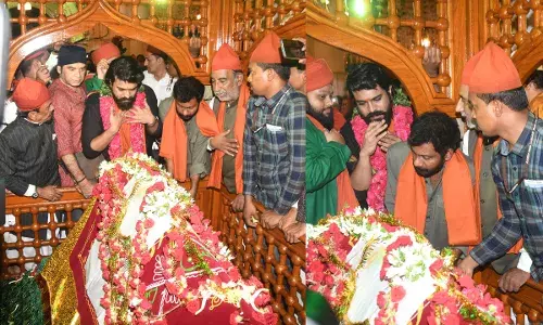 Ram Charan :  రెహ్మాన్కిచ్చిన మాట నిలబెట్టుకున్న రామ్ చరణ్ Ram Charan :  రెహ్మాన్కిచ్చిన మాట నిలబెట్టుకున్న రామ్ చరణ్