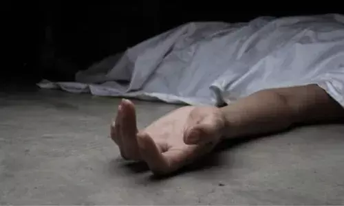 యుపి ఉపఎన్నికలు: ఎస్పీకి ఓటు వేయడానికి నిరాకరించిన యువతిపై హత్యాచారం