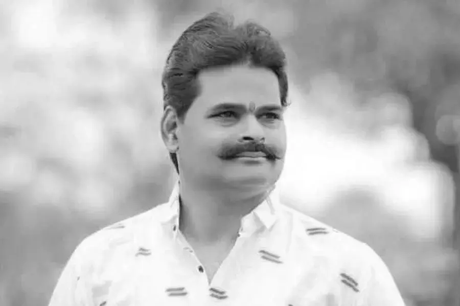 Maharashtra: పోలింగ్ కేంద్రంలో గుండెపోటుతో స్వతంత్ర అభ్యర్థి మృతి..