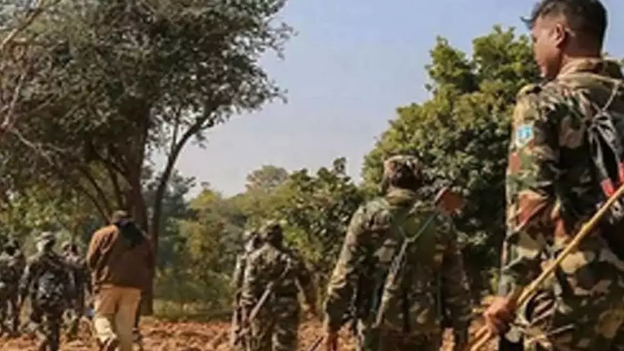 Encounter : మల్కన్ గిరిలో ఎన్ కౌంటర్.. మావోయిస్టు మృతి Encounter : మల్కన్ గిరిలో ఎన్ కౌంటర్.. మావోయిస్టు మృతి
