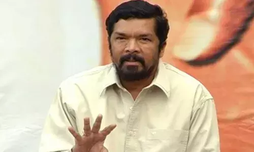 Posani Krishna : అలీ బాటలో పోసాని.. రాజకీయాలకు గుడ్ బై Posani Krishna : అలీ బాటలో పోసాని.. రాజకీయాలకు గుడ్ బై