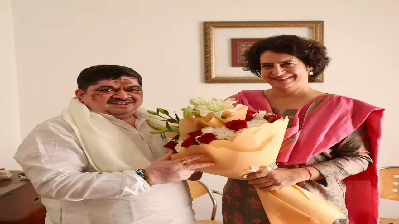 Minister Ponnam : ప్రియాంక గాంధీని కలిసిన మంత్రి పొన్నం