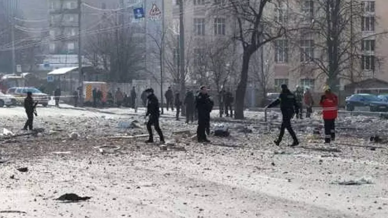 Russia : యుక్రెయిన్ పై మళ్లీ రష్యా భీకర దాడి Russia : యుక్రెయిన్ పై మళ్లీ రష్యా భీకర దాడి