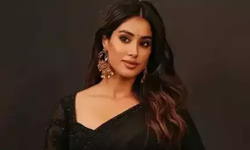 Janhvi Kapoor : ఎవరైనా నన్ను ఆపండి : జాన్వీకపూర్ Janhvi Kapoor : ఎవరైనా నన్ను ఆపండి : జాన్వీకపూర్
