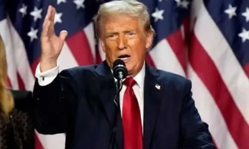 Donald Trump : పశ్చిమాసియాలో ఆరని మంటలు.. డొనాల్డ్ ట్రంప్ వార్నింగ్ Donald Trump : పశ్చిమాసియాలో ఆరని మంటలు.. డొనాల్డ్ ట్రంప్ వార్నింగ్