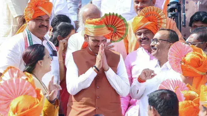 Maharashtra CM: మహారాష్ట్ర సీఎంగా దేవేంద్ర ఫడ్నవీస్ , నేడు ప్రమాణ స్వీకారం Maharashtra CM: మహారాష్ట్ర సీఎంగా దేవేంద్ర ఫడ్నవీస్ , నేడు ప్రమాణ స్వీకారం