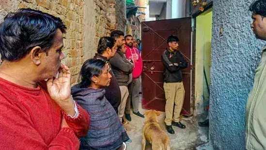 Delhi: ట్రిపుల్ మర్డర్ కేసులో వీడిన మిస్టరీ..