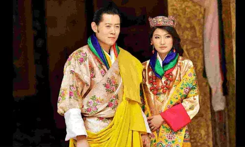 రెండు రోజుల భారత పర్యటన కోసం న్యూ ఢిల్లీ చేరుకున్న భూటాన్ రాజు