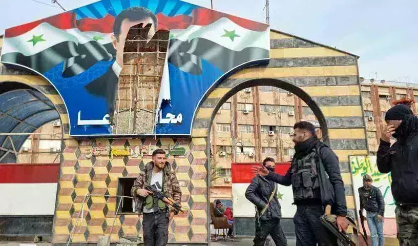 Syria Civil War : డమాస్కస్ను ఆక్రమించుకున్న తిరుగుబాటుదారులు.. Syria Civil War : డమాస్కస్ను ఆక్రమించుకున్న తిరుగుబాటుదారులు..