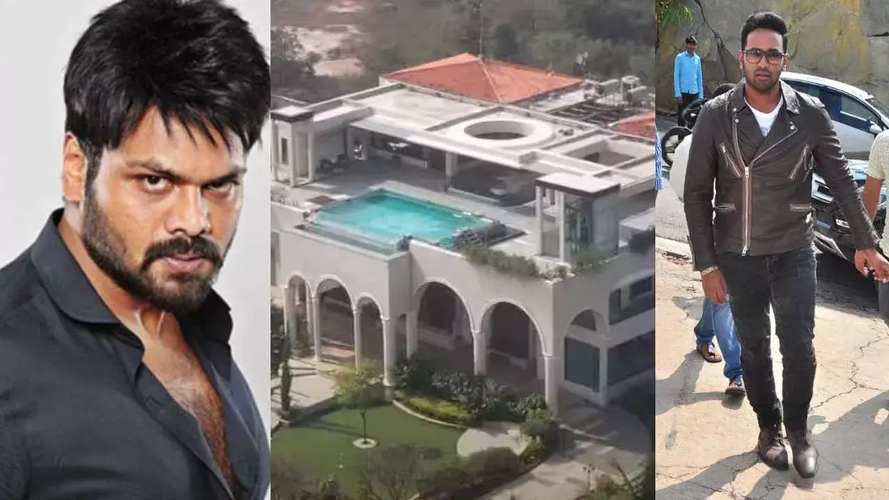 Manchu family : విష్ణు ల్యాండింగ్.. ఫామ్ హౌజ్ నుంచి మనోజ్ ఔట్ Manchu family : విష్ణు ల్యాండింగ్.. ఫామ్ హౌజ్ నుంచి మనోజ్ ఔట్