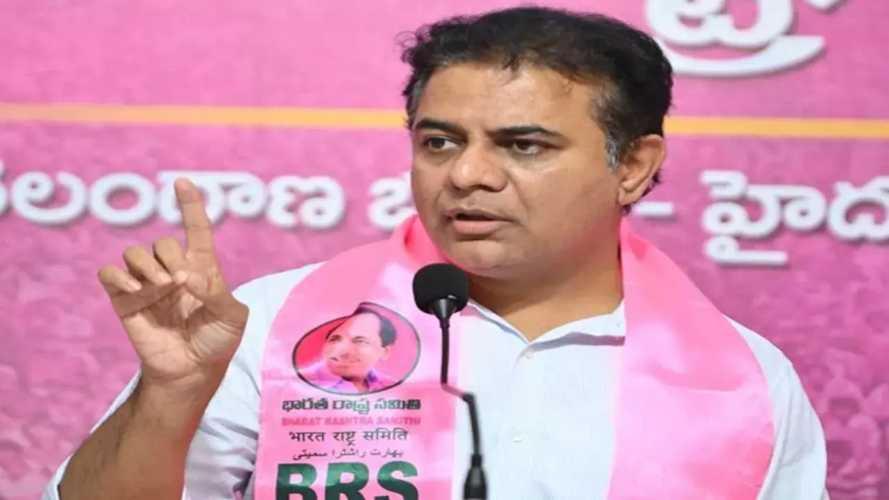 Governor Green Signal : కేటీఆర్పై కేసుకు గవర్నర్ గ్రీన్సిగ్నల్? Governor Green Signal : కేటీఆర్పై కేసుకు గవర్నర్ గ్రీన్సిగ్నల్?