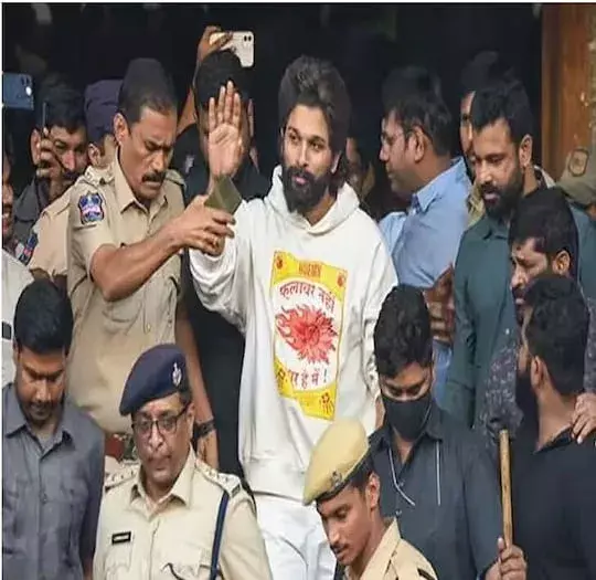 ALLU ARJUN: జైలు నుంచి అల్లు అర్జున్ విడుదల