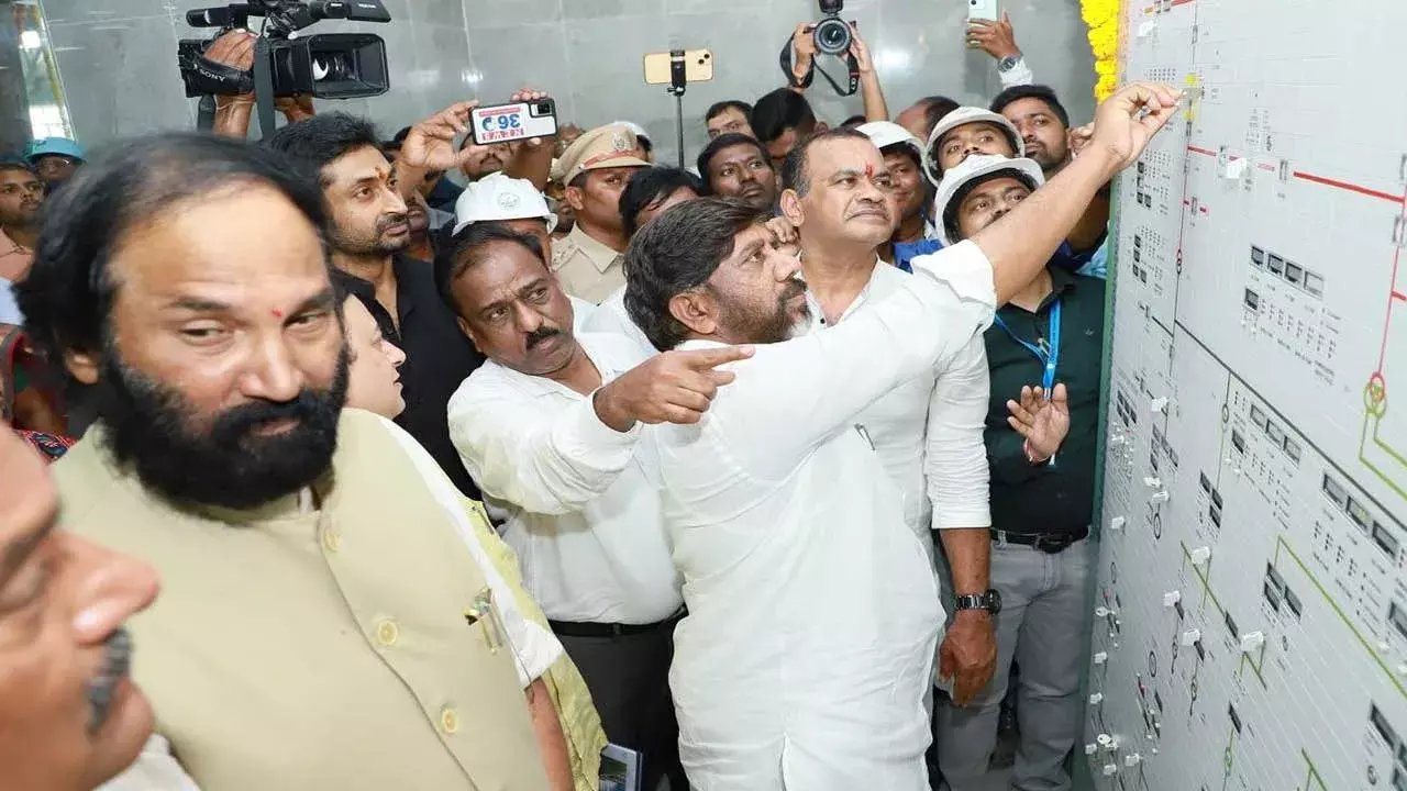Bhatti Vikramarka : తెలంగాణలో 168 ఎనర్జీ క్లబ్స్... భట్టి ప్రకటన Bhatti Vikramarka : తెలంగాణలో 168 ఎనర్జీ క్లబ్స్... భట్టి ప్రకటన