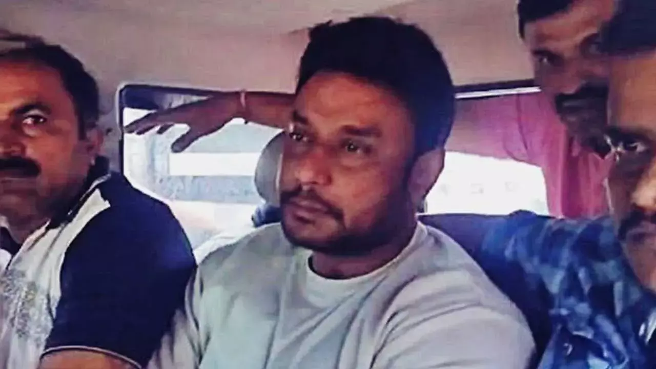 Kannada Actor Darshan : కన్నడ హీరో దర్శన్ తూగుదీపకు భారీ ఊరట Kannada Actor Darshan : కన్నడ హీరో దర్శన్ తూగుదీపకు భారీ ఊరట