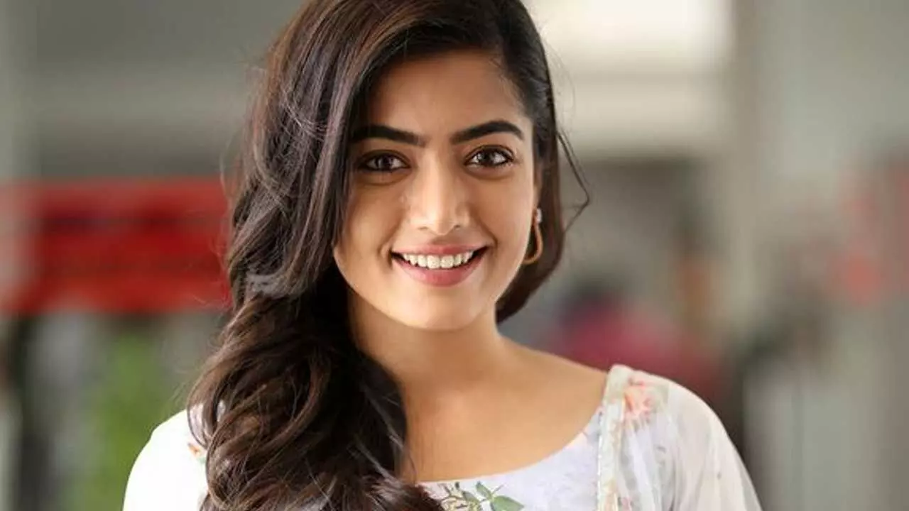 Rashmika Mandanna : అమ్మ చెప్పేది...రష్మిక ఇంట్రెస్టింగ్ కామెంట్స్ Rashmika Mandanna : అమ్మ చెప్పేది...రష్మిక ఇంట్రెస్టింగ్ కామెంట్స్