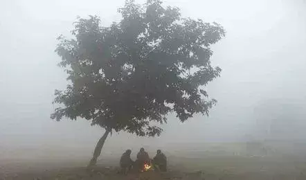 Hyderabad Weather: రికార్డు స్థాయిలో పడిపోయిన ఉష్ణోగ్రతలు..