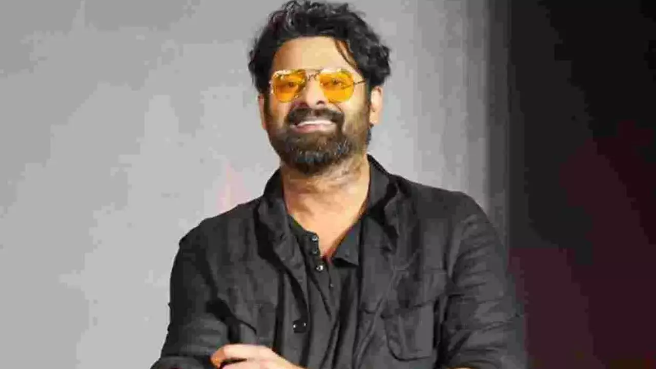 Prabhas : ప్రభాస్ కు గాయం.. ప్రమోషన్ల బ్రేక్ Prabhas : ప్రభాస్ కు గాయం.. ప్రమోషన్ల బ్రేక్