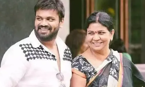 Manchu Manoj :  మంచు మనోజ్ కు షాక్ ఇచ్చిన సొంత తల్లి Manchu Manoj :  మంచు మనోజ్ కు షాక్ ఇచ్చిన సొంత తల్లి
