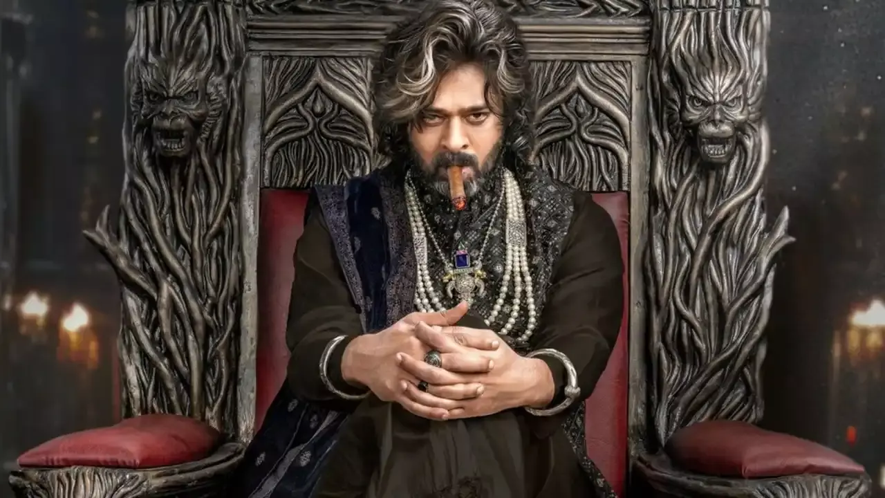 Prabhas Raja Saab :  ప్రభాస్ ఫ్యాన్స్ కు బ్యాడ్ న్యూస్ Prabhas Raja Saab :  ప్రభాస్ ఫ్యాన్స్ కు బ్యాడ్ న్యూస్