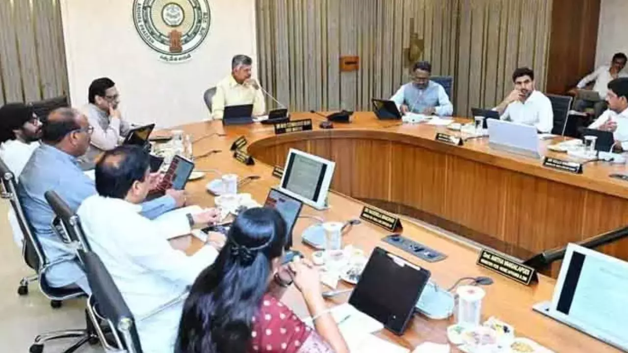 AP Cabinet Meeting : ముగిసిన ఏపీ క్యాబినెట్ భేటీ AP Cabinet Meeting : ముగిసిన ఏపీ క్యాబినెట్ భేటీ