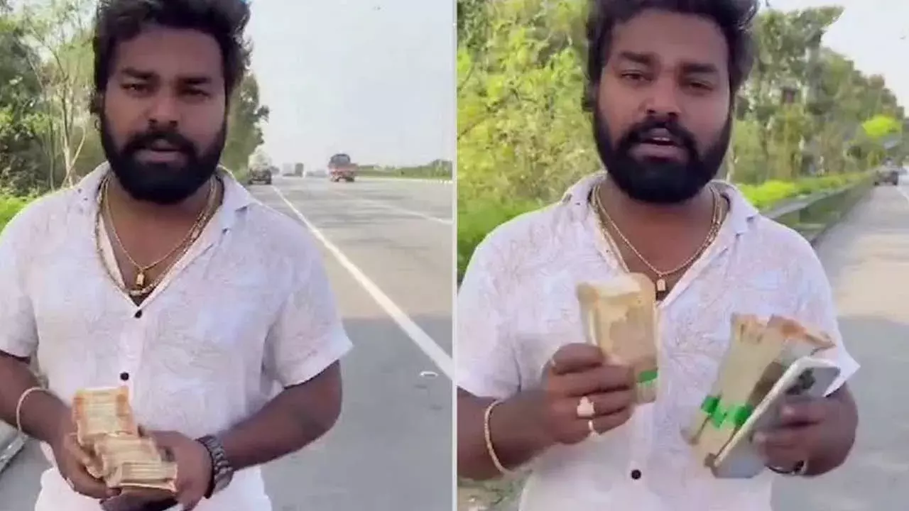 Hyderabad : యూట్యూబర్ అరెస్ట్ .. ఓఆర్ఆర్ పై డబ్బులు విసిరేసి న్యూసెన్స్ Hyderabad : యూట్యూబర్ అరెస్ట్ .. ఓఆర్ఆర్ పై డబ్బులు విసిరేసి న్యూసెన్స్