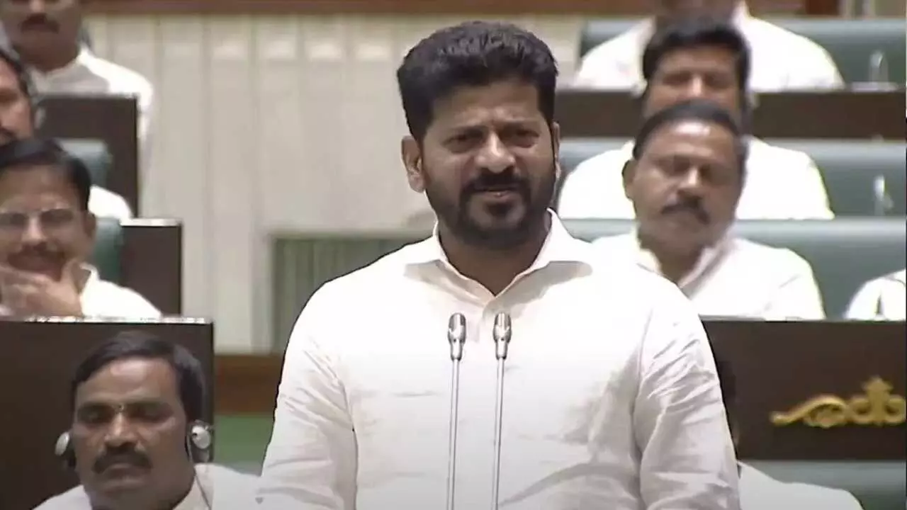 CM Revanth Ready : ఫార్ములా-ఈ కార్ రేసు కేసుపై చర్చకు సిద్ధం: సీఎం రేవంత్ CM Revanth Ready : ఫార్ములా-ఈ కార్ రేసు కేసుపై చర్చకు సిద్ధం: సీఎం రేవంత్
