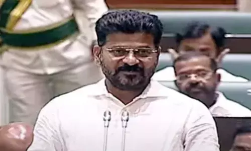 Allu Arjun : అల్లు అర్జున్ కు కన్ను పోయిందా కాలు పోయిందా - రేవంత్ రెడ్డి Allu Arjun : అల్లు అర్జున్ కు కన్ను పోయిందా కాలు పోయిందా - రేవంత్ రెడ్డి