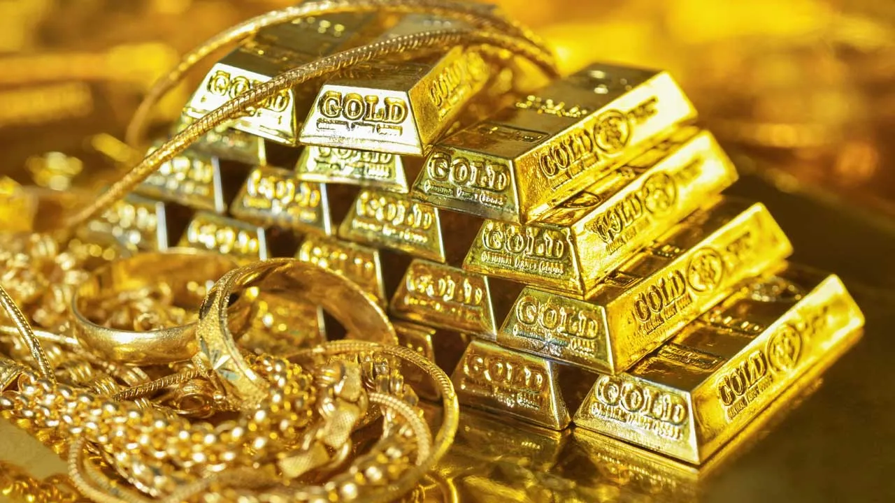 Gold Prices Drop : తగ్గిన గోల్డ్ ధర .. తులం బంగారం రూ.77,350 Gold Prices Drop : తగ్గిన గోల్డ్ ధర .. తులం బంగారం రూ.77,350