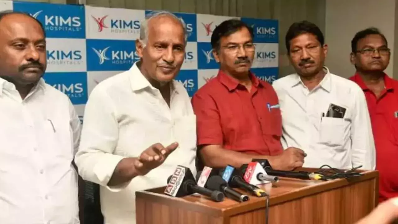 TG : సినీ ఇండస్ట్రీలో మార్పు రావాలి : ఎమ్మెల్యే కూనంనేని TG : సినీ ఇండస్ట్రీలో మార్పు రావాలి : ఎమ్మెల్యే కూనంనేని