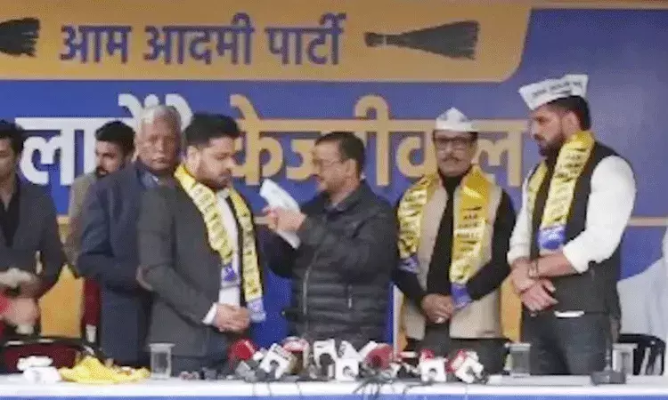 Delhi Elections: ఫిట్నెస్ ఇన్ఫ్లుయెన్సర్ తో పాటు AAP లో చేరిన 80 మంది బాడీబిల్డర్లు.. Delhi Elections: ఫిట్నెస్ ఇన్ఫ్లుయెన్సర్ తో పాటు AAP లో చేరిన 80 మంది బాడీబిల్డర్లు..