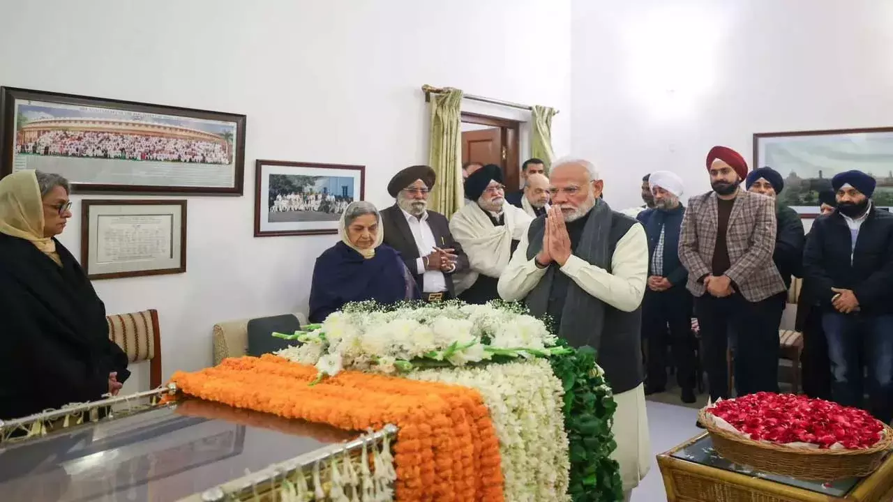 PM Modi : మన్మోహన్కు ప్రధాని మోడీ నివాళి.. అంత్యక్రియలు ఎప్పుడు, ఎక్కడంటే? PM Modi : మన్మోహన్కు ప్రధాని మోడీ నివాళి.. అంత్యక్రియలు ఎప్పుడు, ఎక్కడంటే?