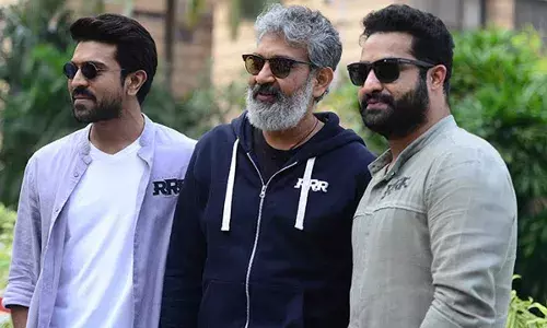 Rajamouli : RRR సినిమా కన్నా డాక్యుమెంటరీనే ఎమోషనల్: రాజమౌళి Rajamouli : RRR సినిమా కన్నా డాక్యుమెంటరీనే ఎమోషనల్: రాజమౌళి
