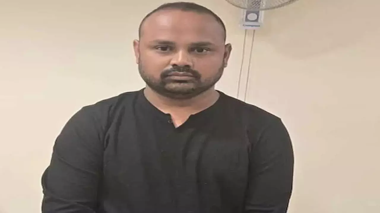 Scheme : రూ.6,000 కోట్ల పోంజీ స్కామ్.. నిందితుడు అరెస్ట్ Scheme : రూ.6,000 కోట్ల పోంజీ స్కామ్.. నిందితుడు అరెస్ట్