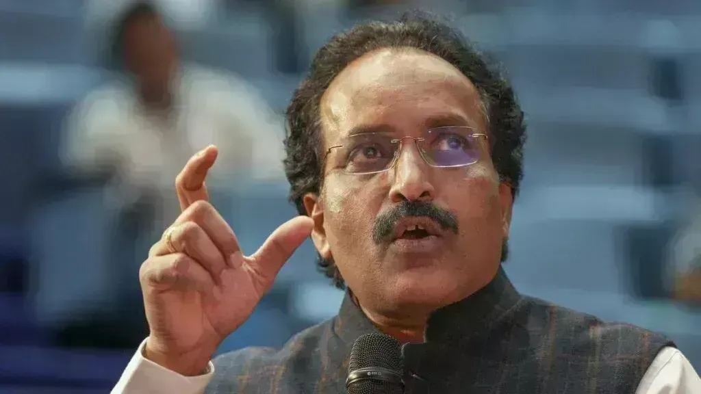 ISRO : జనవరిలో శ్రీహరికోట నుండి GSLV 100వ ప్రయోగం ISRO : జనవరిలో శ్రీహరికోట నుండి GSLV 100వ ప్రయోగం