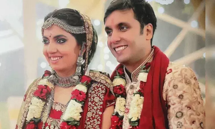 భార్యతో వ్యాపార గొడవలు.. కేఫ్ ఓనర్ ఆత్మహత్య భార్యతో వ్యాపార గొడవలు.. కేఫ్ ఓనర్ ఆత్మహత్య