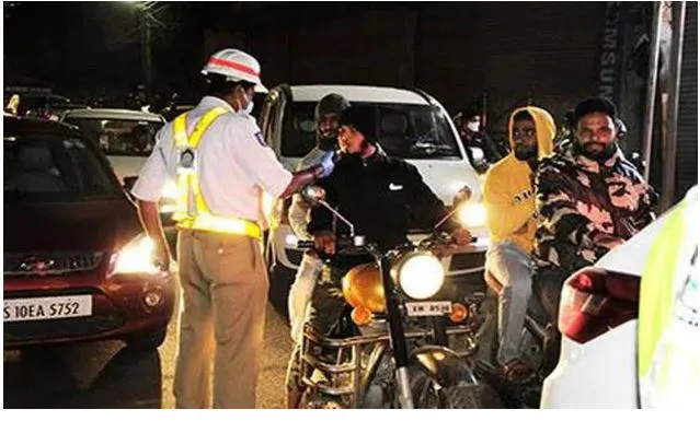 HYD: హైదరాబాద్ లో 1184 డ్రంక్&డ్రైవ్ కేసులు