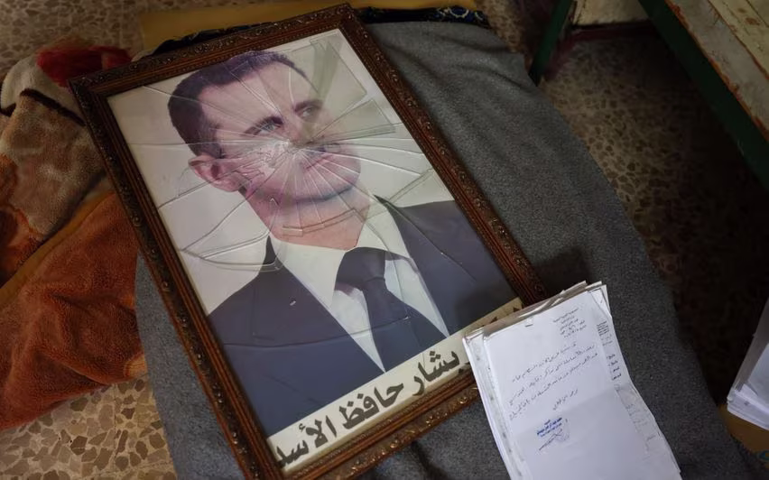 Bashar al Assad: సిరియా మాజీ అధ్యక్షుడిపై విషప్రయోగం? పరిస్థితి విషమం Bashar al Assad: సిరియా మాజీ అధ్యక్షుడిపై విషప్రయోగం? పరిస్థితి విషమం