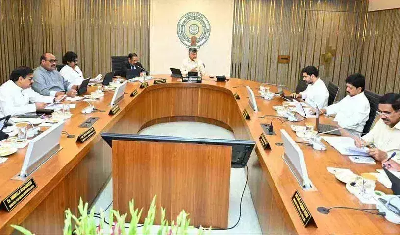AP Cabinet: ఏపీ మంత్రివర్గం కీలక నిర్ణయాలు AP Cabinet: ఏపీ మంత్రివర్గం కీలక నిర్ణయాలు