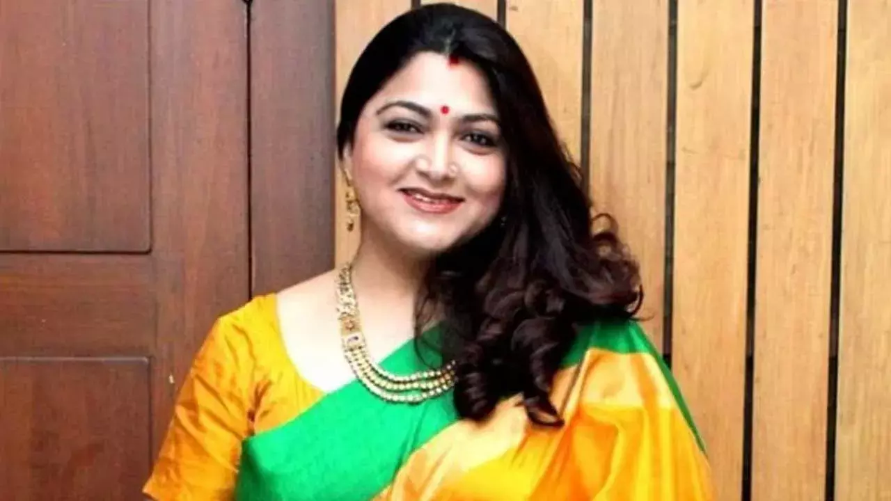 Khushboo : రజినీకాంత్ సినిమాలో నటించకుండా ఉండాల్సింది : ఖుష్బూ