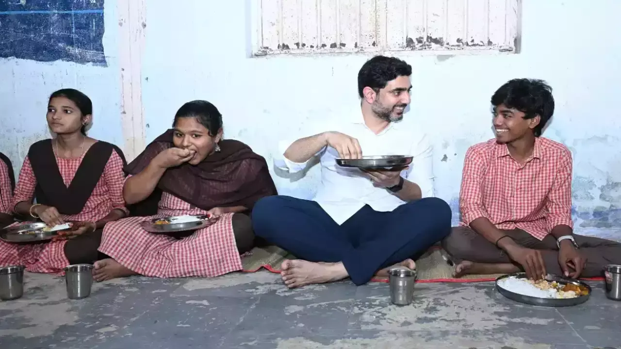 AP : ఇంటర్ విద్యార్థులకు మధ్యాహ్న భోజనం పథకం ప్రారంభం AP : ఇంటర్ విద్యార్థులకు మధ్యాహ్న భోజనం పథకం ప్రారంభం