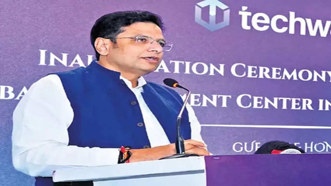 Hyderabad : లేటెస్ట్ టెక్నాలజీ హబ్ గా హైదరాబాద్ : ఐటీ మంత్రి శ్రీధర్ బాబు Hyderabad : లేటెస్ట్ టెక్నాలజీ హబ్ గా హైదరాబాద్ : ఐటీ మంత్రి శ్రీధర్ బాబు