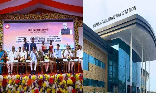 Charla Palli Railway Terminal : హైదరాబాద్ సిగలో మరో మణిహారం.. చర్లపల్లి టెర్మనల్ ప్రారంభం Charla Palli Railway Terminal : హైదరాబాద్ సిగలో మరో మణిహారం.. చర్లపల్లి టెర్మనల్ ప్రారంభం